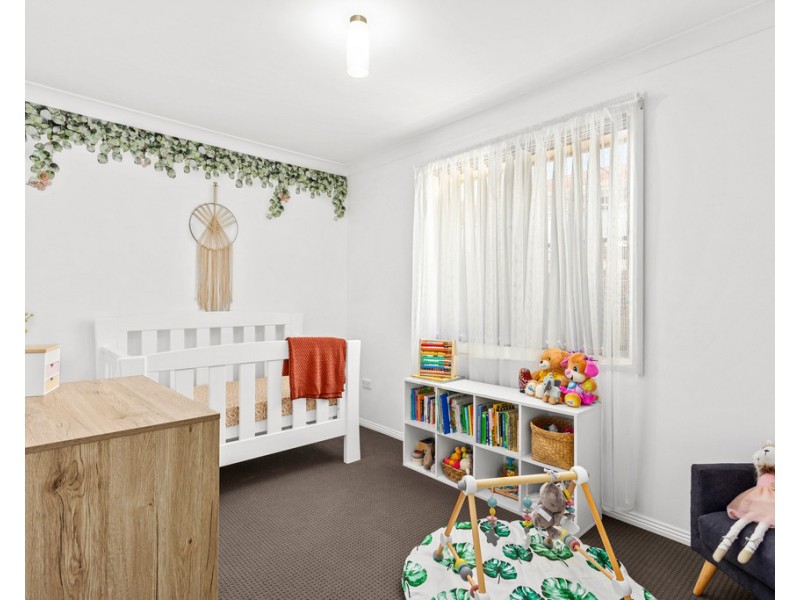 2/25 Byron Circuit, Flinders NSW 2529