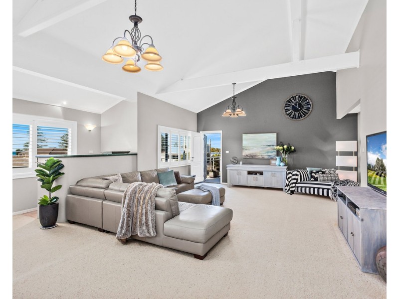 16 Darley Street, Shellharbour NSW 2529