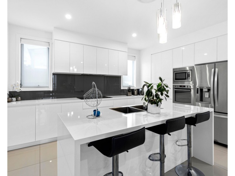 27 St Ives Road, Flinders NSW 2529