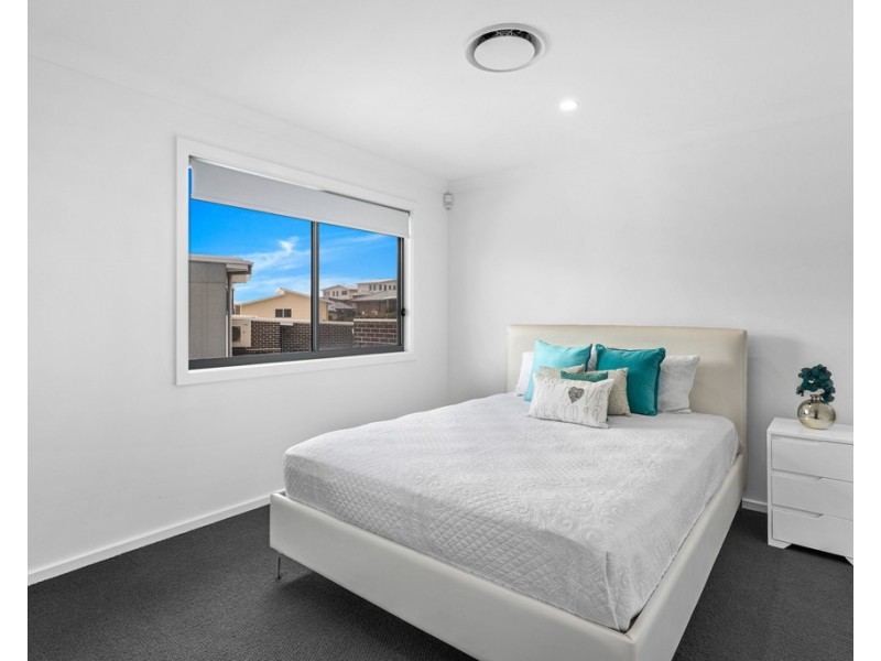 27 St Ives Road, Flinders NSW 2529