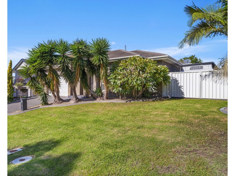 15 Wandella Crescent, Flinders NSW 2529