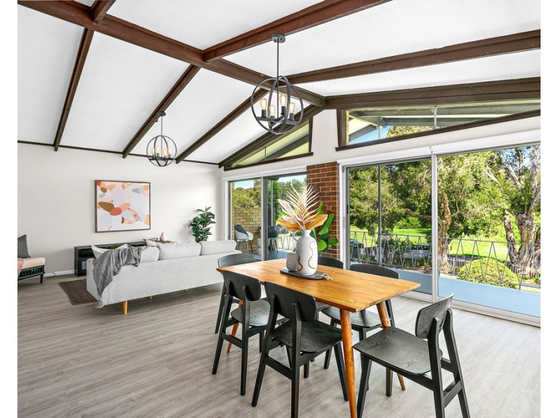 39 Purry Burry Avenue, Primbee NSW 2502