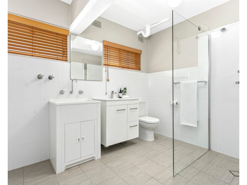 39 Purry Burry Avenue, Primbee NSW 2502