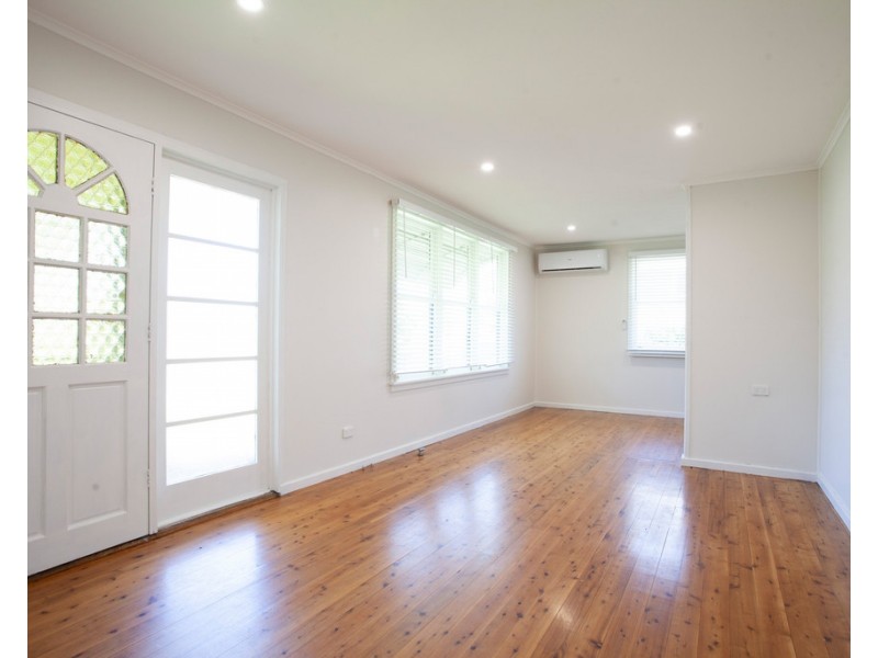 10 Walters Street, Warilla NSW 2528