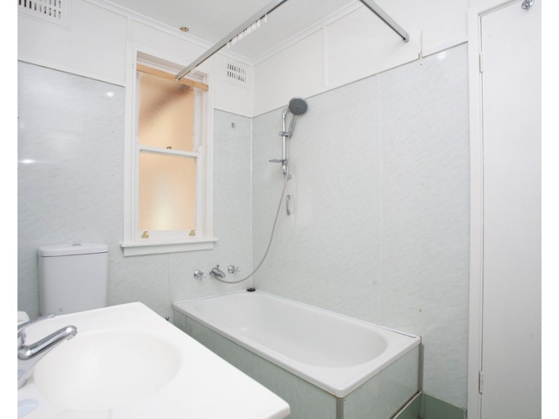 10 Walters Street, Warilla NSW 2528