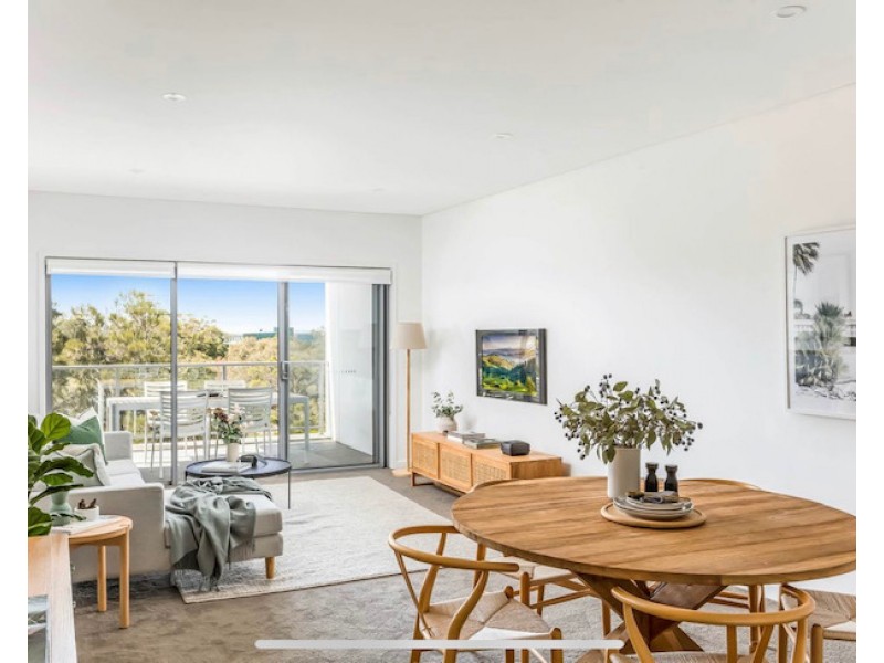 321/1 Evelyn Court, Shellharbour City Centre NSW 2529