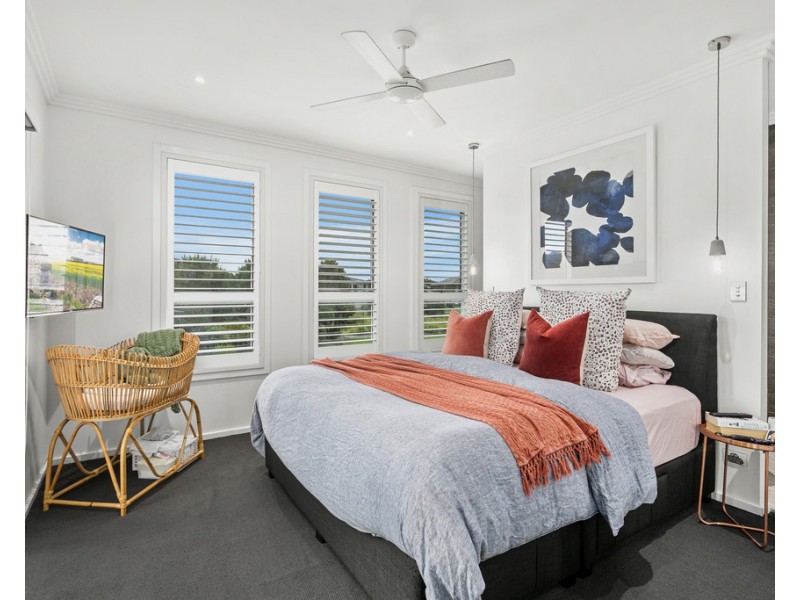 4 Clipper Avenue, Shell Cove NSW 2529