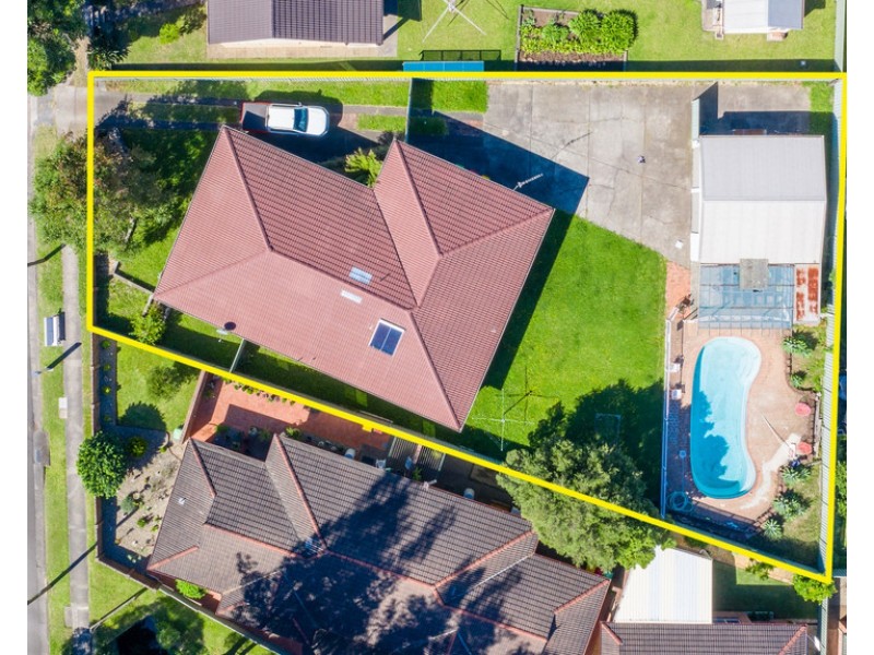27 Central Avenue, Oak Flats NSW 2529