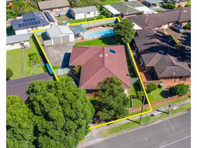 27 Central Avenue, Oak Flats NSW 2529