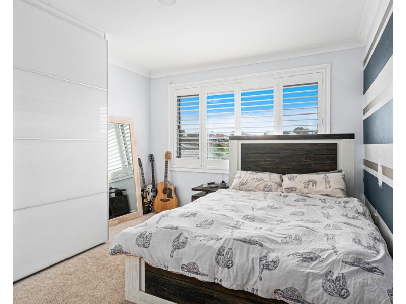 23 Gray Avenue, Mount Warrigal NSW 2528