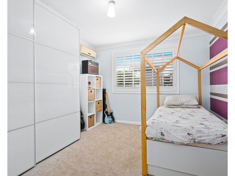 23 Gray Avenue, Mount Warrigal NSW 2528