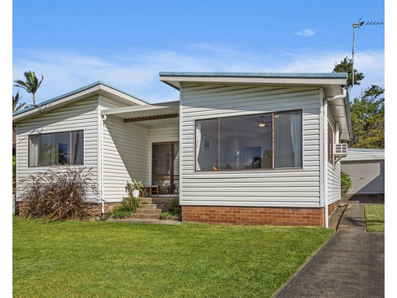 10 Doone Street, Barrack Heights NSW 2528