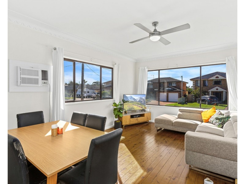 10 Doone Street, Barrack Heights NSW 2528