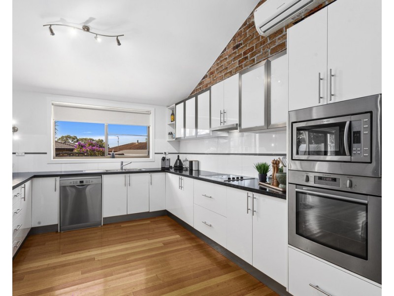 10 Marsh Place, Albion Park NSW 2527