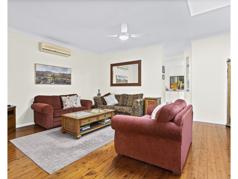 32 Risley Road, Figtree NSW 2525