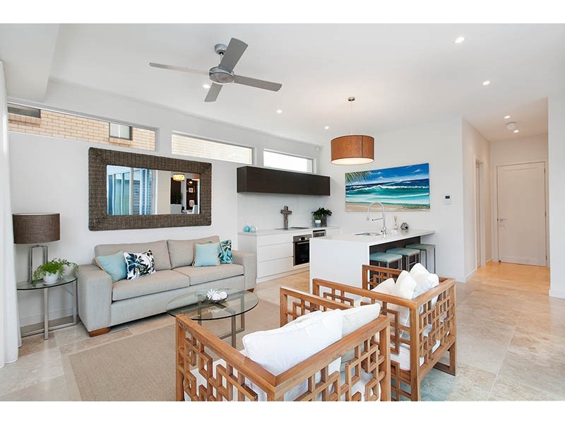 36 Headland Parade, Barrack Point NSW 2528