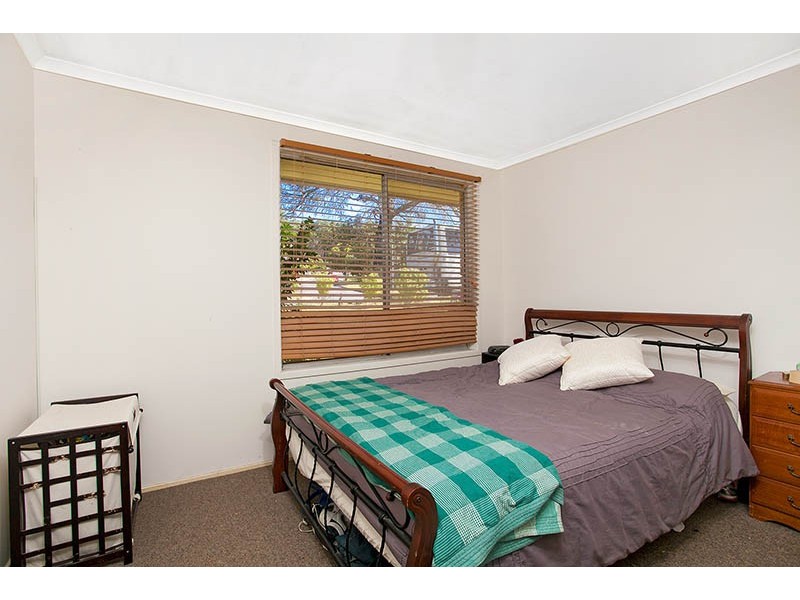 10 Woodlands Drive, Barrack Heights NSW 2528