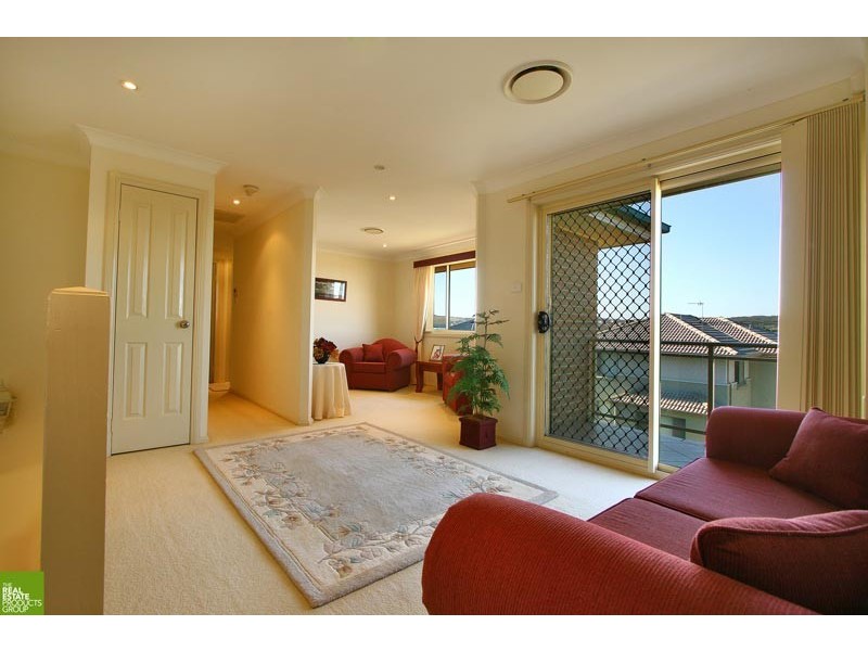 1/2 Hennesy Street, Flinders NSW 2529