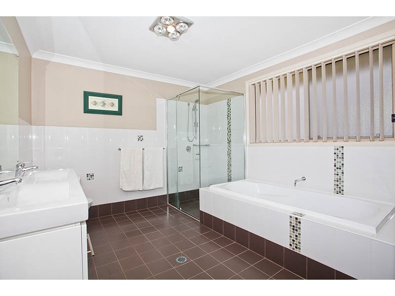 34 Mystics Drive, Shell Cove NSW 2529