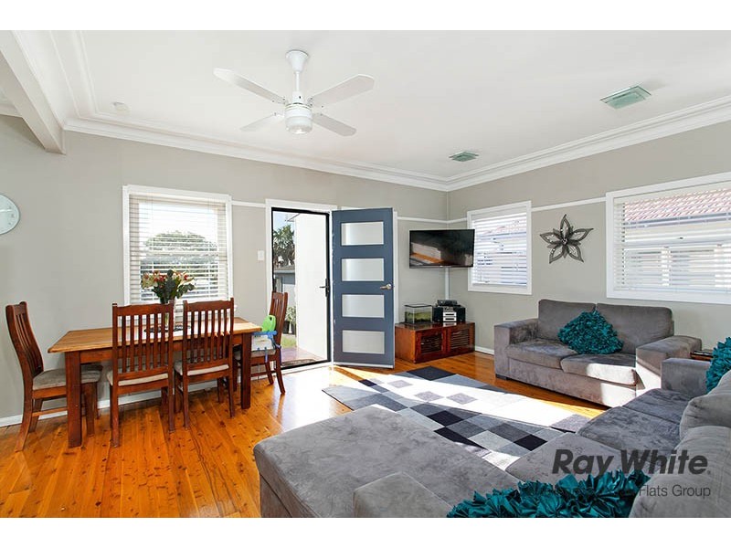 84 Addison Avenue, Lake Illawarra NSW 2528