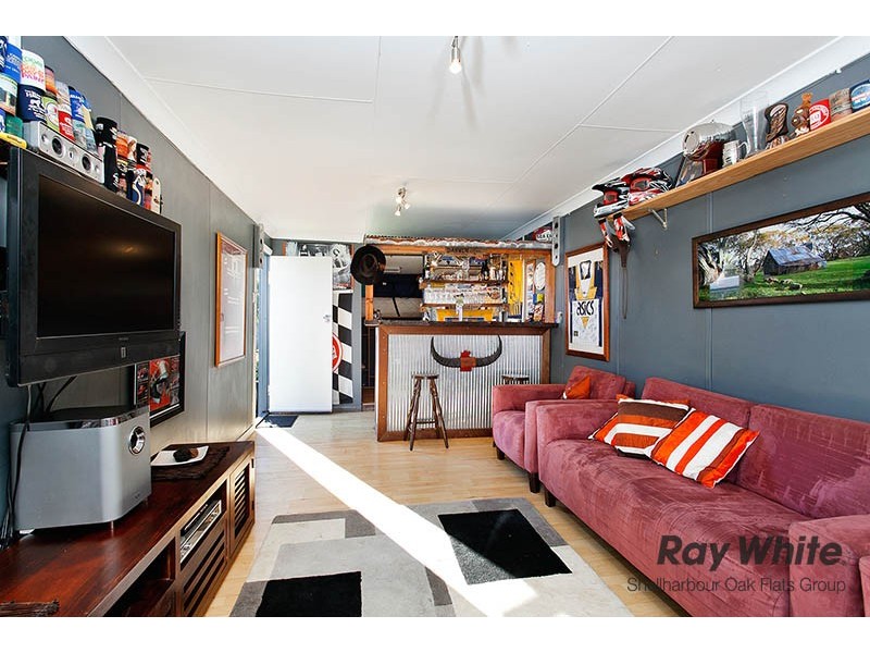 84 Addison Avenue, Lake Illawarra NSW 2528