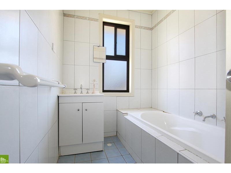 47  Thomas Street, Lake Illawarra NSW 2528