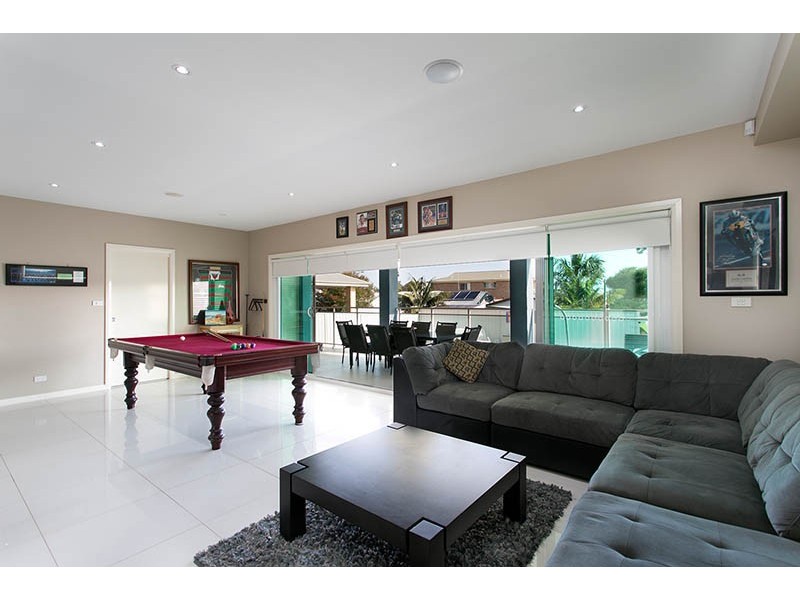 58 Woodford Avenue, Warilla NSW 2528