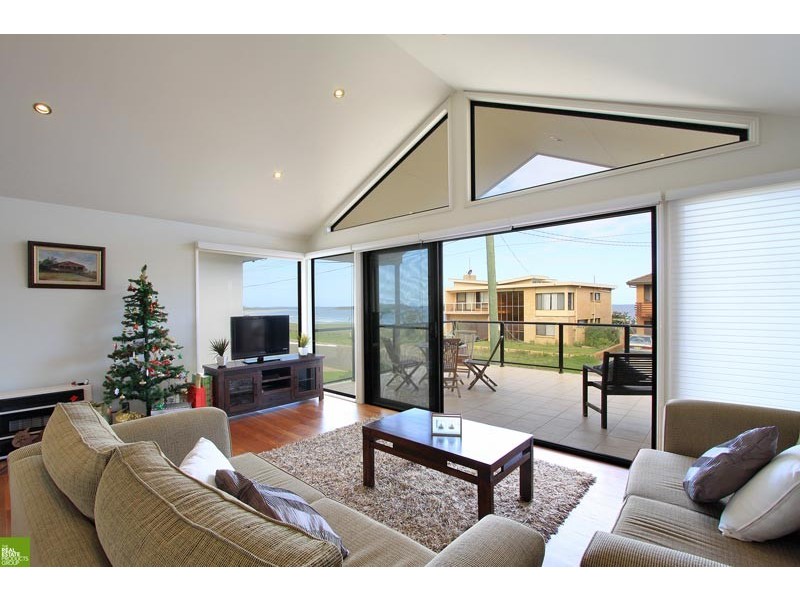 26a Little Lake Crescent, Warilla NSW 2528