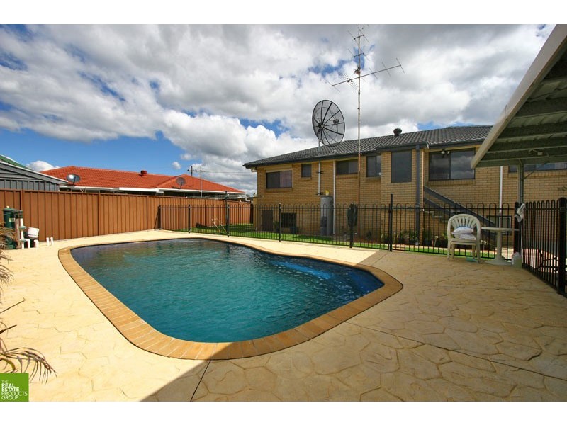 55 Cox Parade, Mount Warrigal NSW 2528