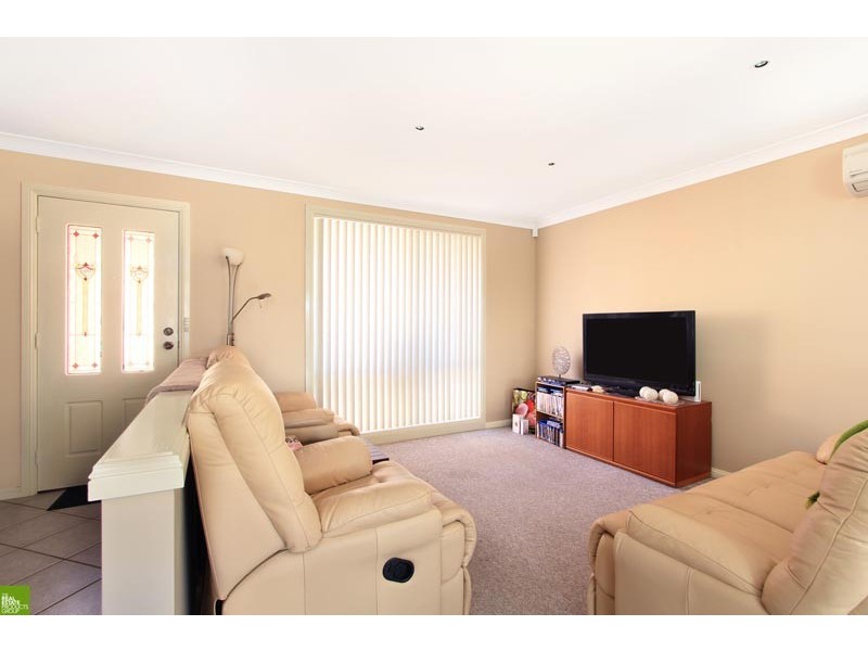 2/4 Cathie Close, Flinders NSW 2529