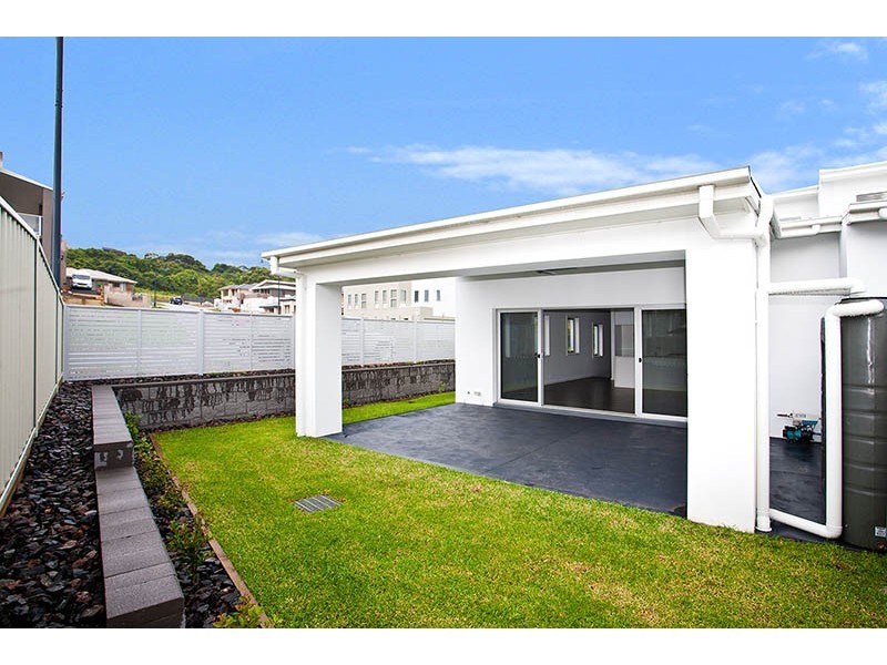 9 St Andrews Parkway, Shell Cove NSW 2529