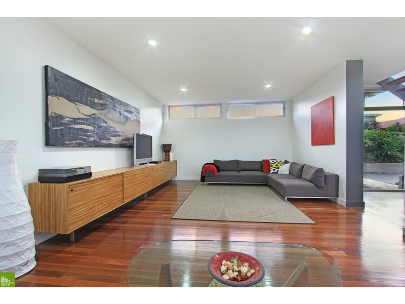 9 Bedarra Court, Shell Cove NSW 2529