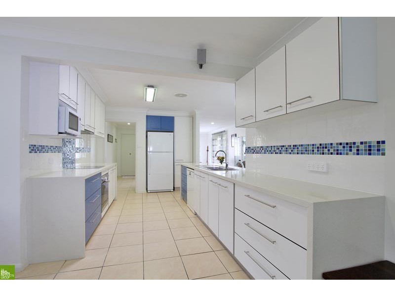 24 Bass Street, Barrack Heights NSW 2528