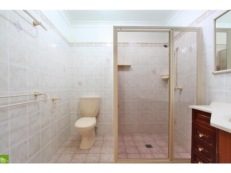 24 Bass Street, Barrack Heights NSW 2528