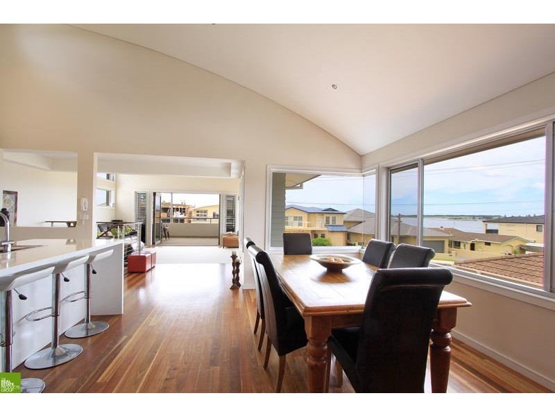 29 Shellcove Road, Barrack Point NSW 2528