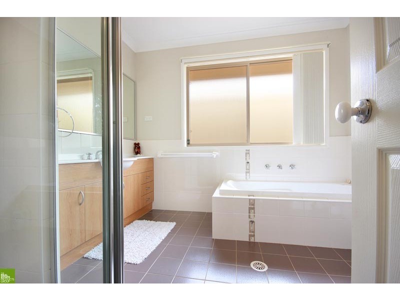 8 Gabo Crescent, Shell Cove NSW 2529