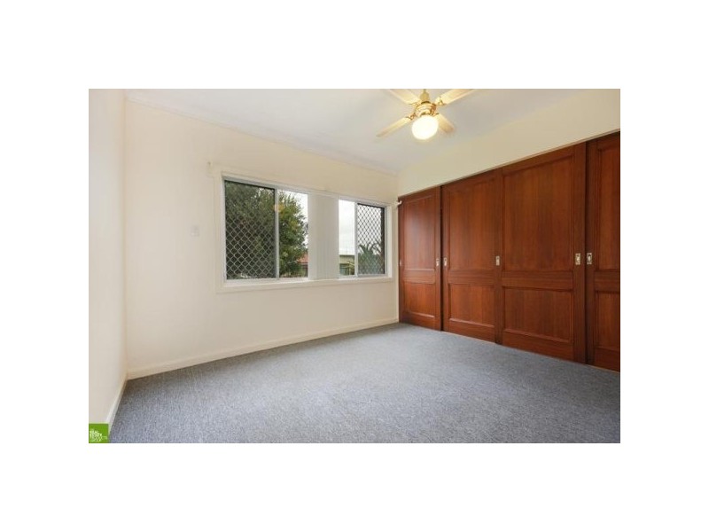 12 Helen Street, Warilla NSW 2528