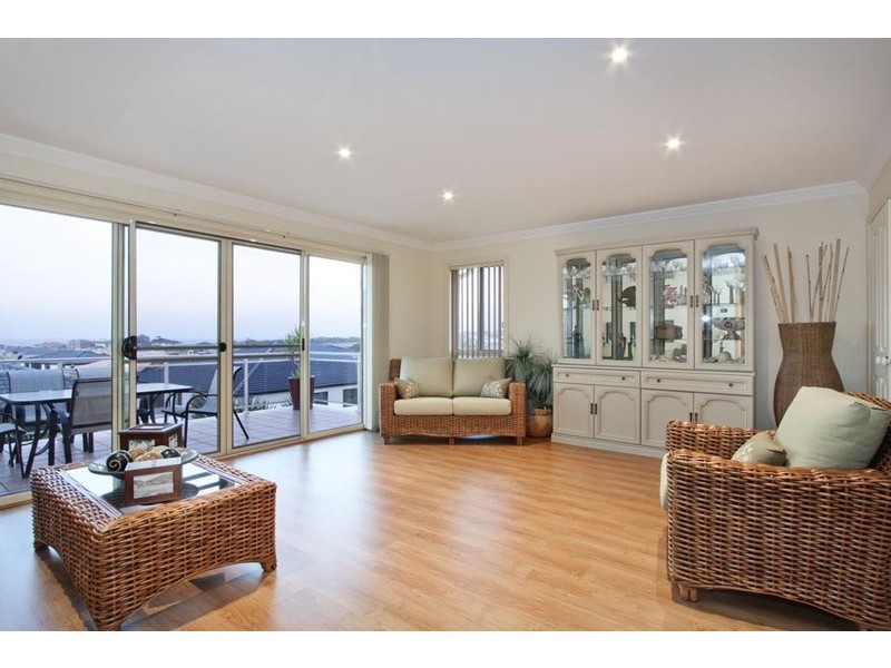 4 Banks Drive, Shell Cove NSW 2529