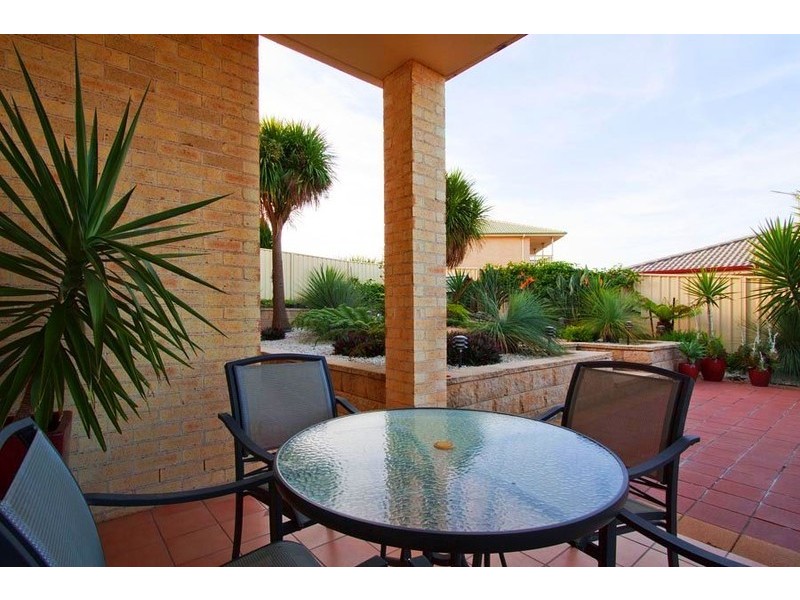 4 Banks Drive, Shell Cove NSW 2529