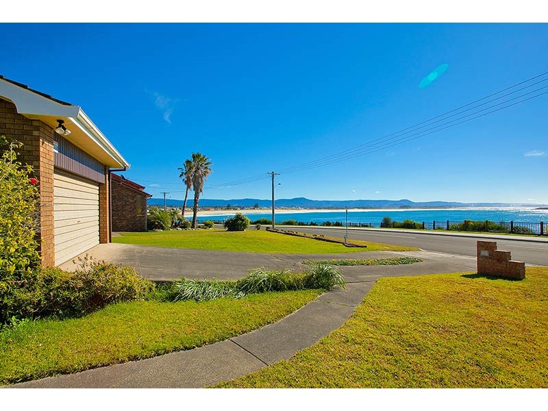 64 Headland Parade, Barrack Point NSW 2528