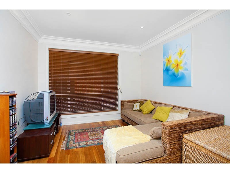 31 Woodford Avenue, Warilla NSW 2528