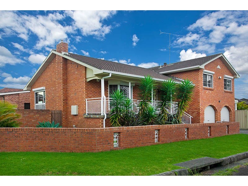 31 Woodford Avenue, Warilla NSW 2528