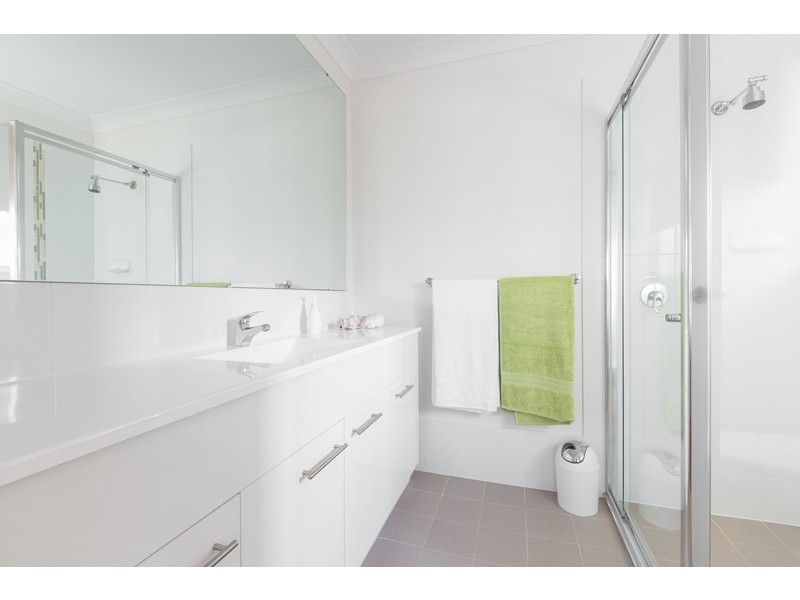 6 Thursday Avenue, Shell Cove NSW 2529