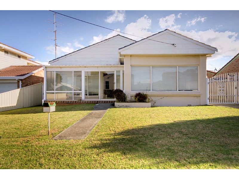 19 Eastern Avenue, Shellharbour NSW 2529