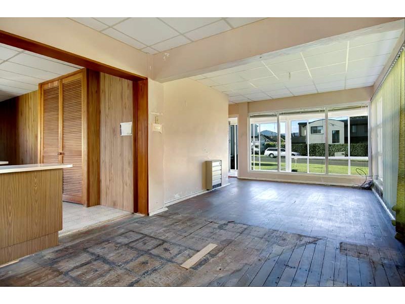 19 Eastern Avenue, Shellharbour NSW 2529