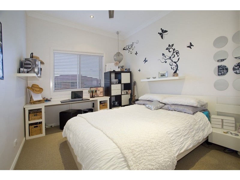 8 Fowler Street, Flinders NSW 2529