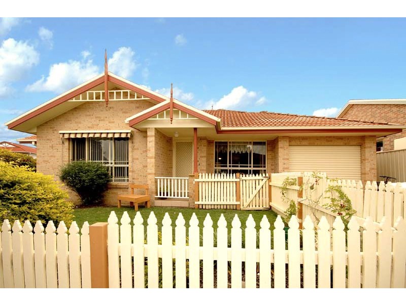 2/1 Durras Close, Flinders NSW 2529