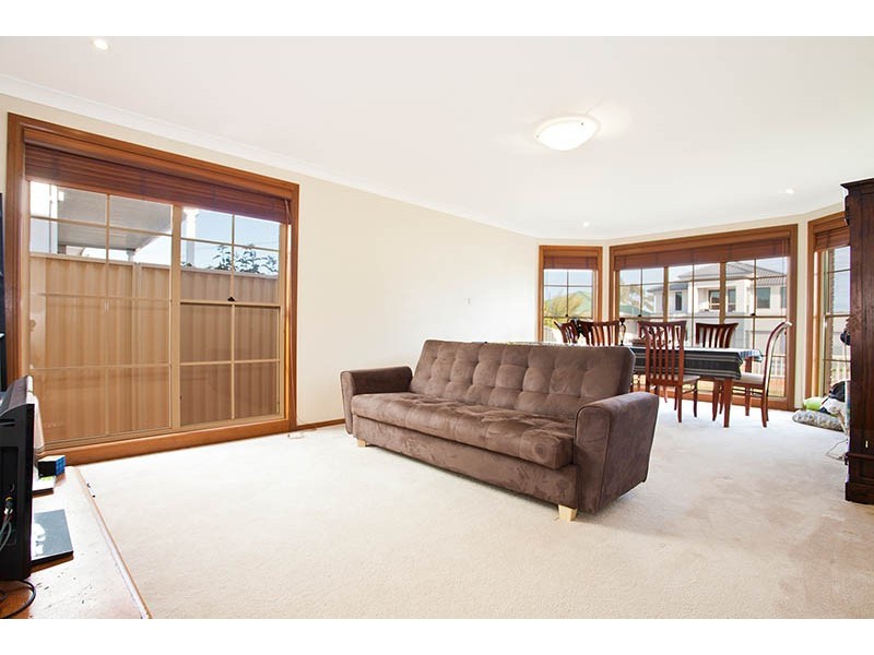 55 Woodford Avenue, Warilla NSW 2528