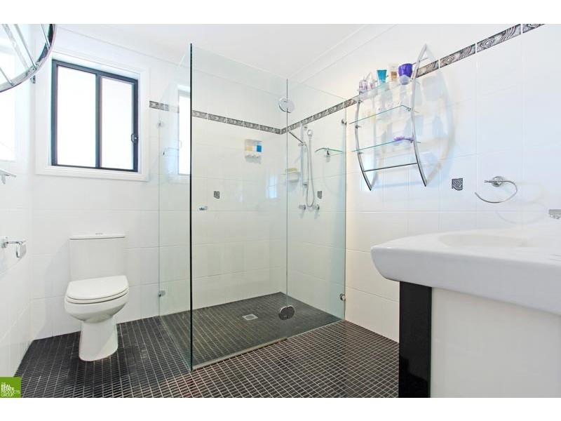 2 Cosgrove Avenue, Flinders NSW 2529