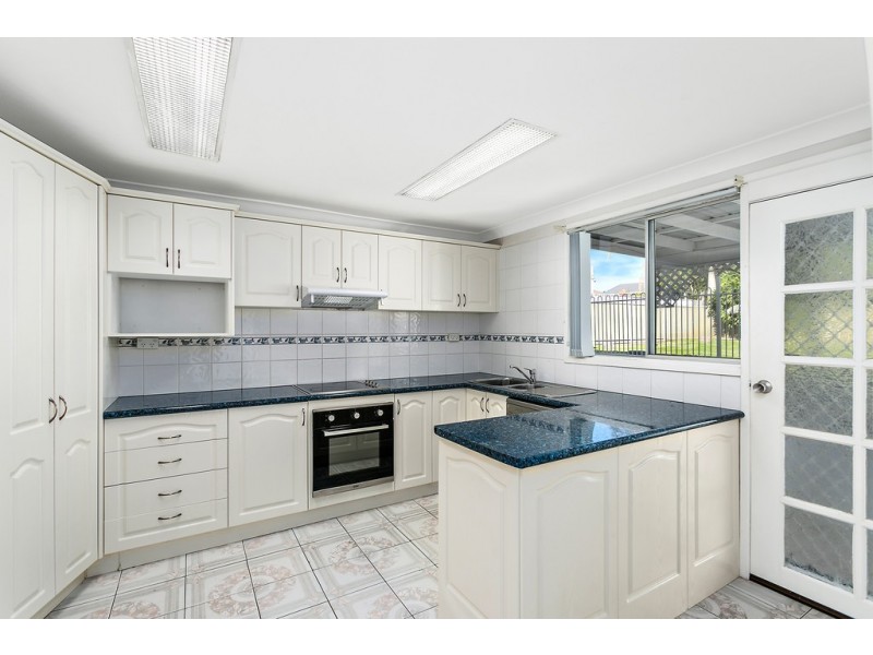 48 Captain Cook Drive, Barrack Heights NSW 2528